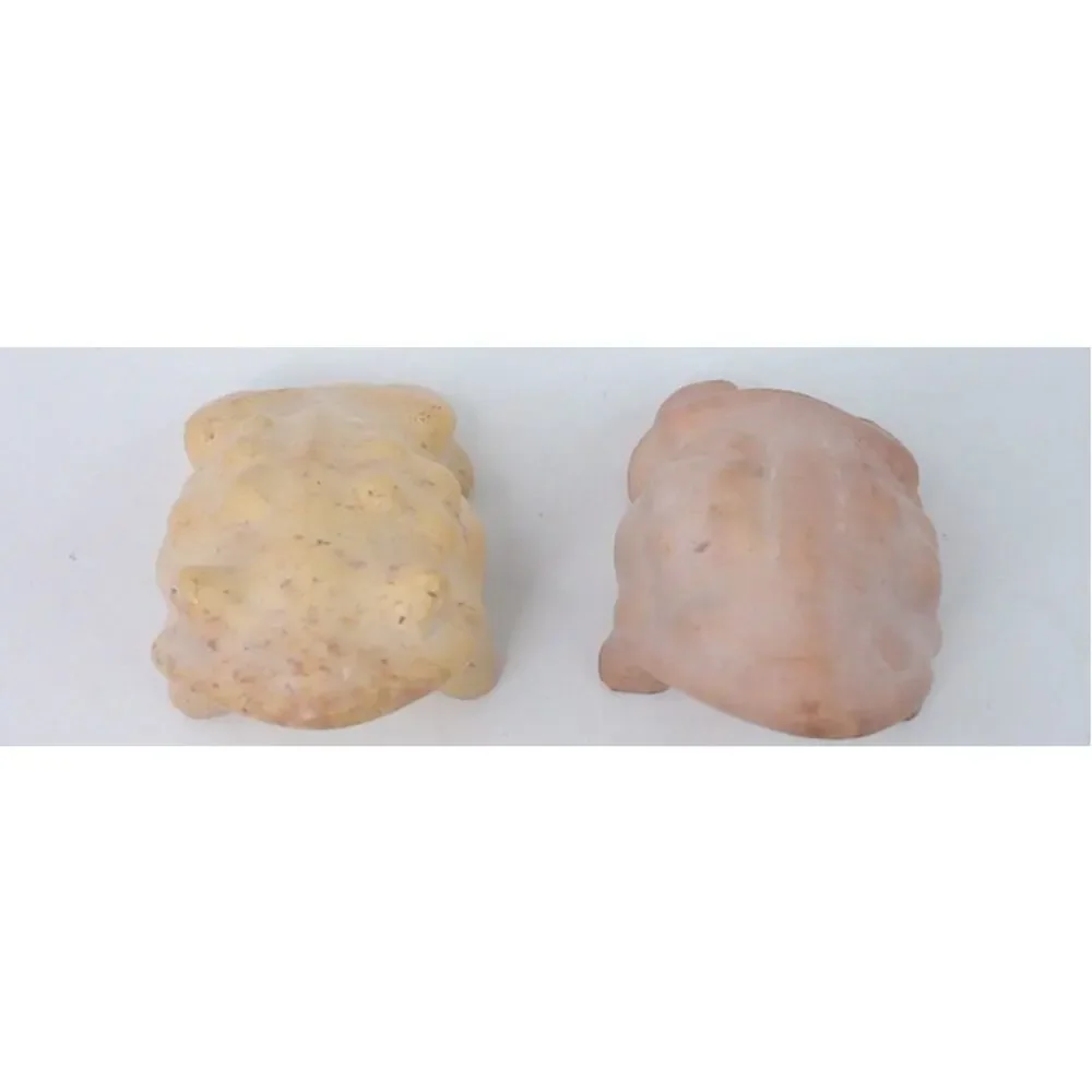 Vintage Hand Carved Soapstone Frogs Made In Kenya Set of 2